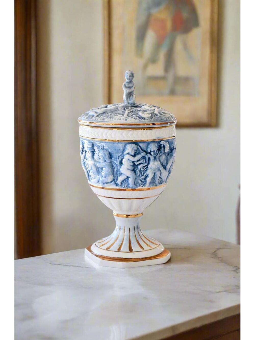 Capodimonte Cherub Urn with Lid